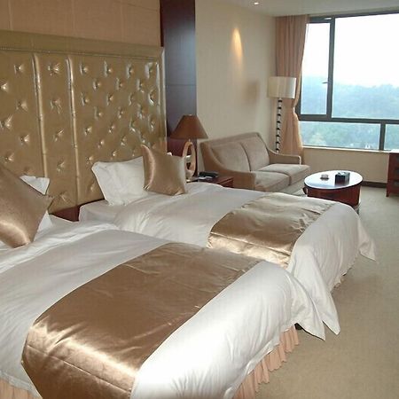 Yue Xiu Hotel Canton Chambre photo